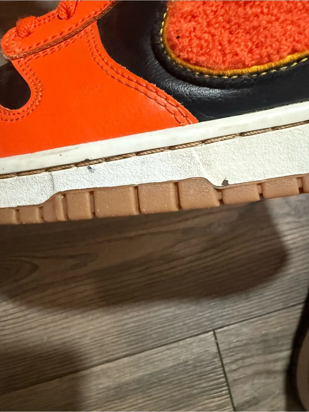 Nike Dunk Mid Chenille Swoosh Safety Orange Black Gum Men’s 8 Women’s 9.5